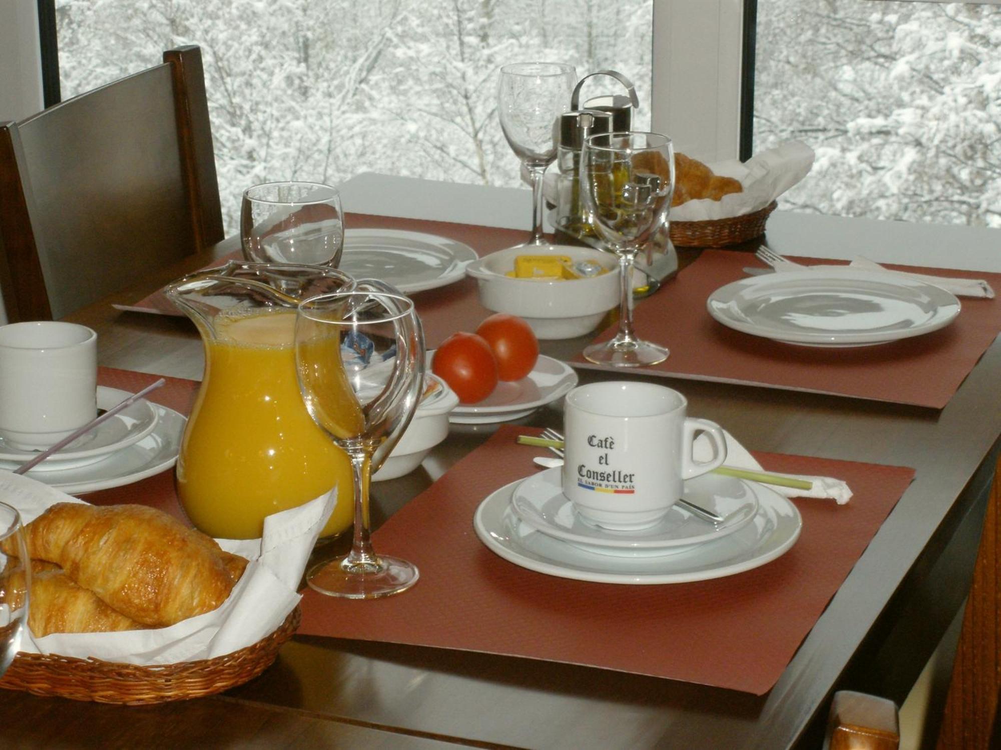 ApartHotel RIALB El Serrat Esterno foto