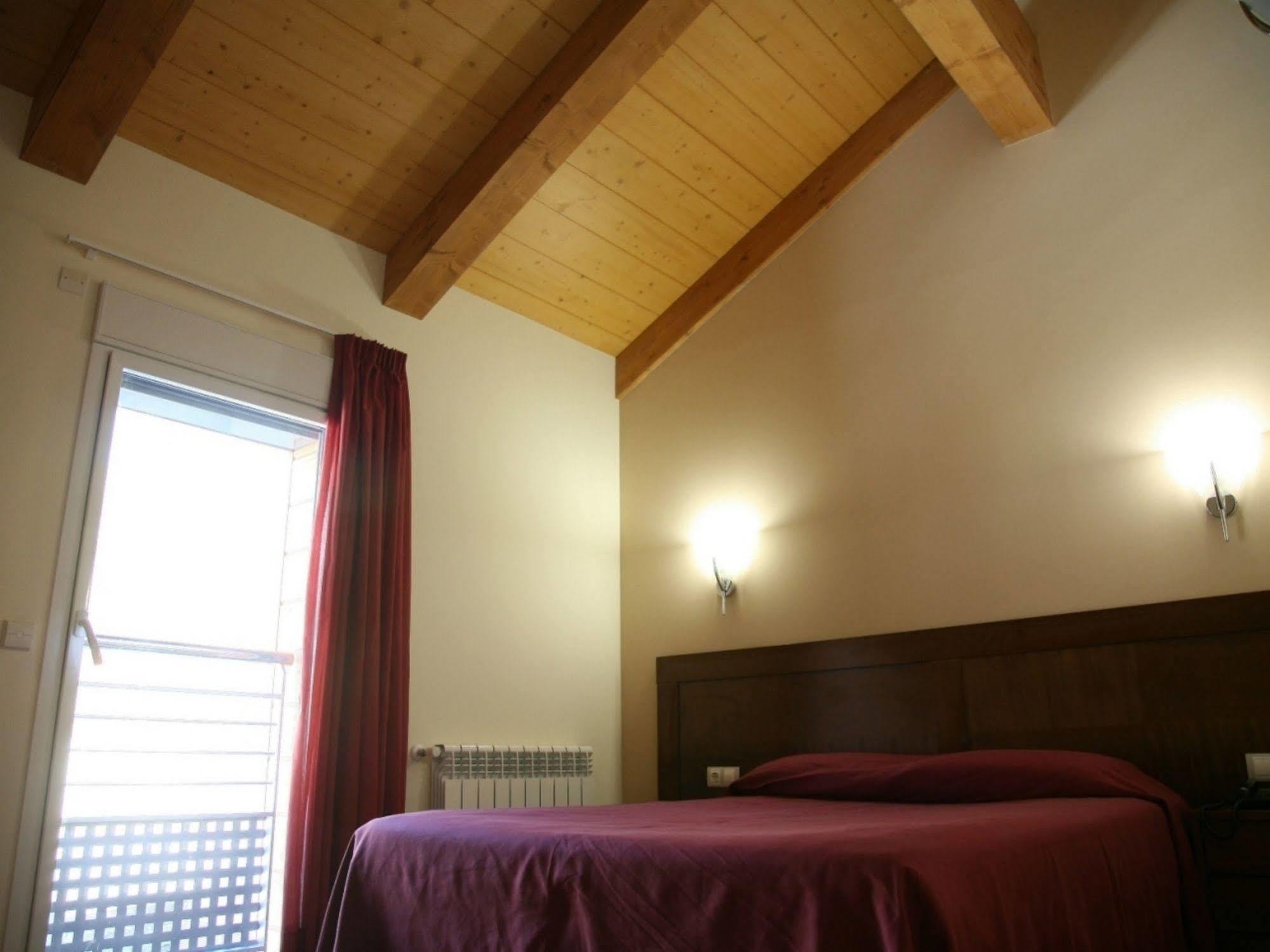 ApartHotel RIALB El Serrat Esterno foto
